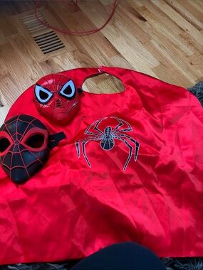 Child’s Red Spider Superhero Cape with Mask Set